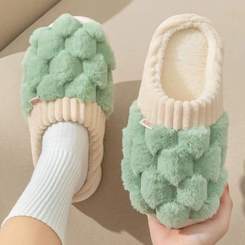 WinterSlippers™ | Nooit meer last van koude voeten!